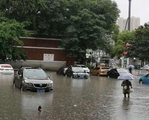 暴雨來襲！武漢中考延遲1小時！湖北連發預警，這些地方要注意……